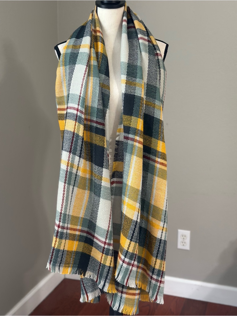 New Modcloth Yellow & Green Plaid Scarf, Shawl, Wrap